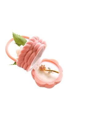 Avon Rhinestone Floral Cluster Brooch